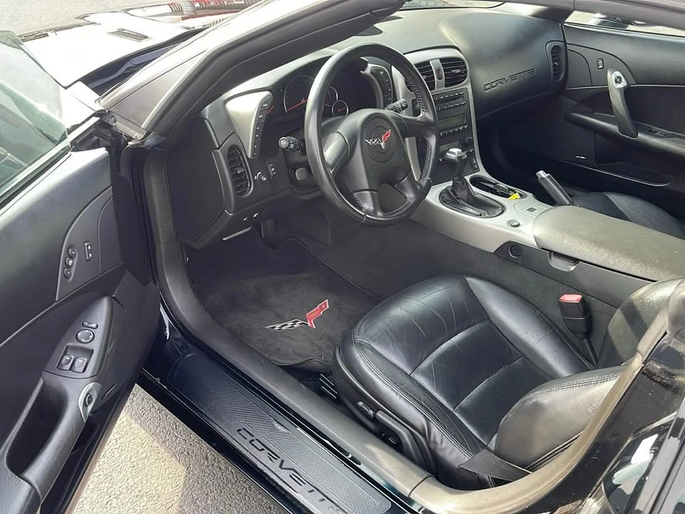 2005 Chevrolet Corvette C6 - Image 10 of 17