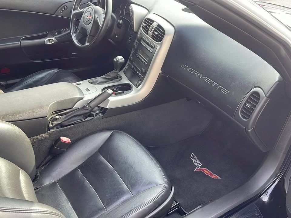 2005 Chevrolet Corvette C6 - Image 11 of 17
