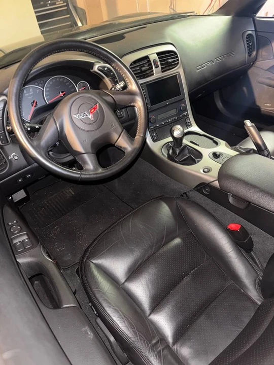 2005 Chevrolet Corvette C6 - Image 11 of 17