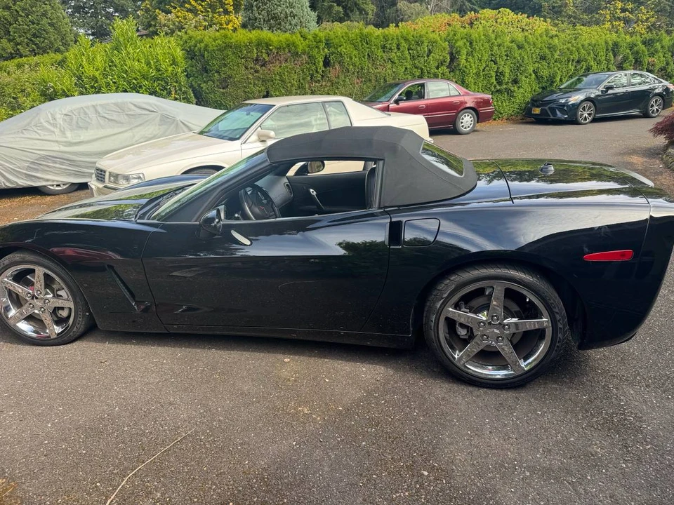 2005 Chevrolet Corvette C6 - Image 14 of 17