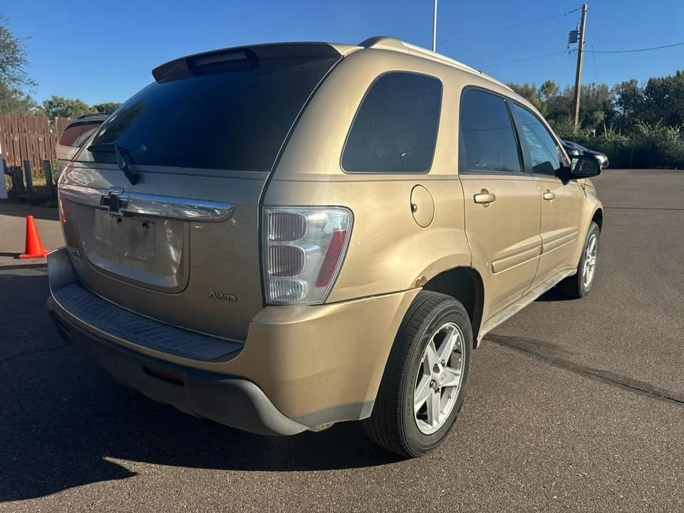 2005 Chevrolet Equinox - Image 5 of 10