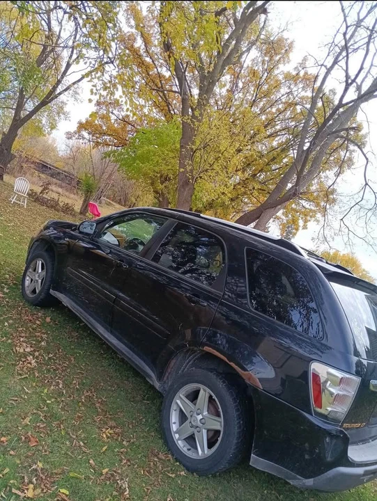 2005 Chevrolet Equinox - Image 2 of 6