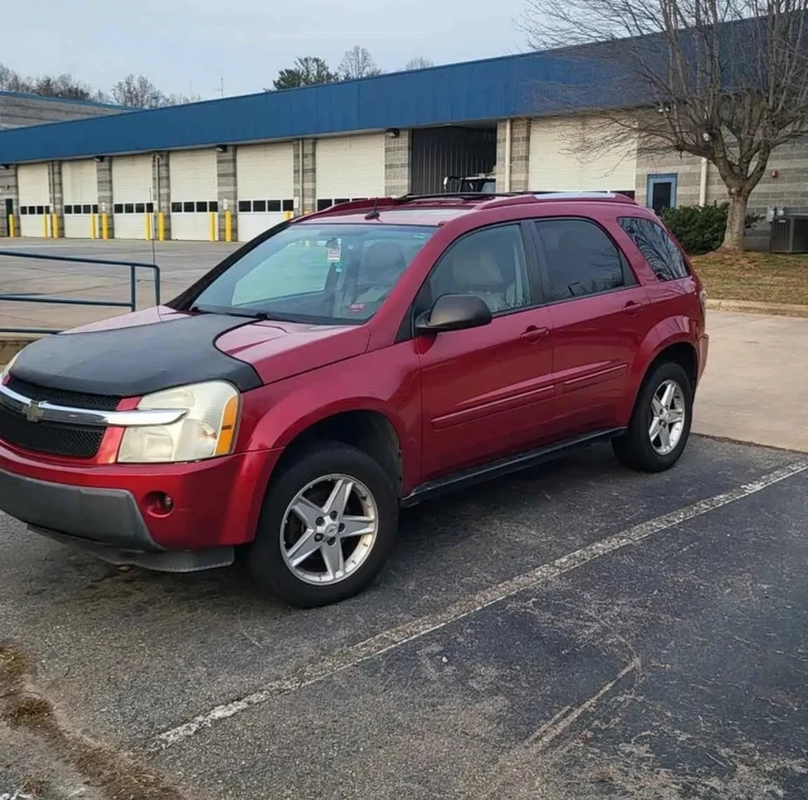 2005 Chevrolet Equinox - Image 2 of 4