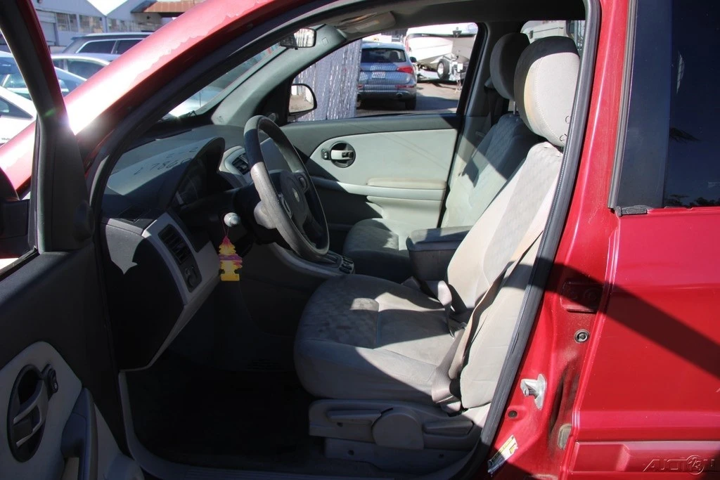 2005 Chevrolet Equinox - Image 14 of 21