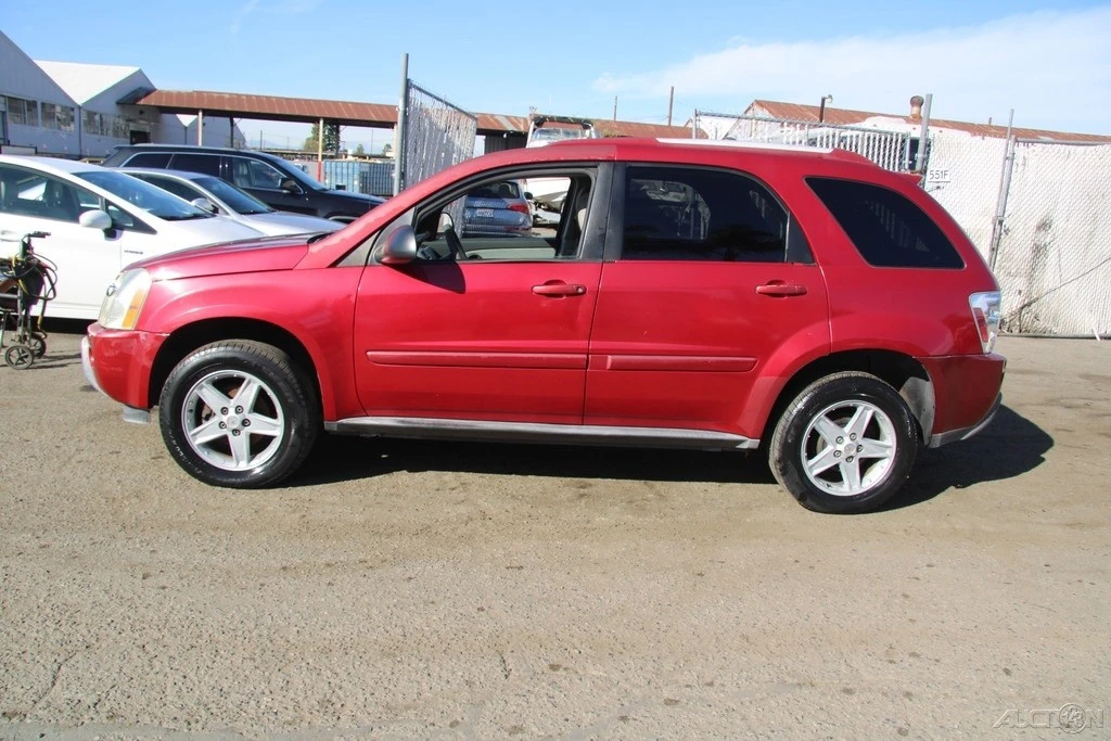 2005 Chevrolet Equinox - Image 3 of 21