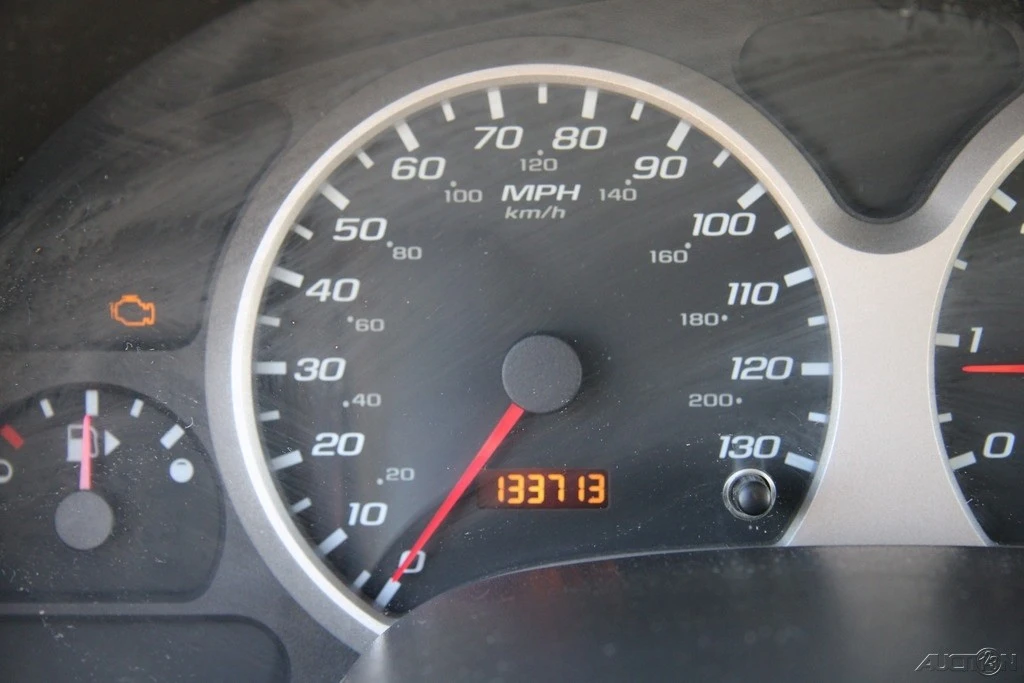 2005 Chevrolet Equinox - Image 17 of 21