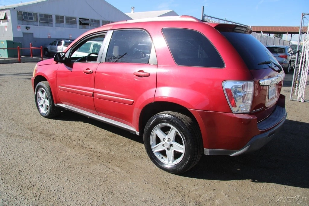 2005 Chevrolet Equinox - Image 5 of 21
