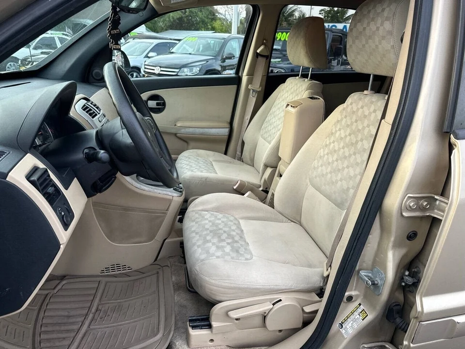 2005 Chevrolet Equinox - Image 7 of 21