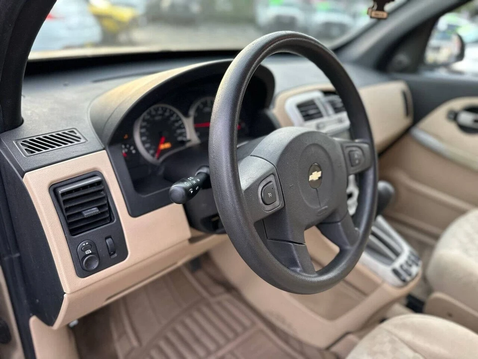 2005 Chevrolet Equinox - Image 18 of 21