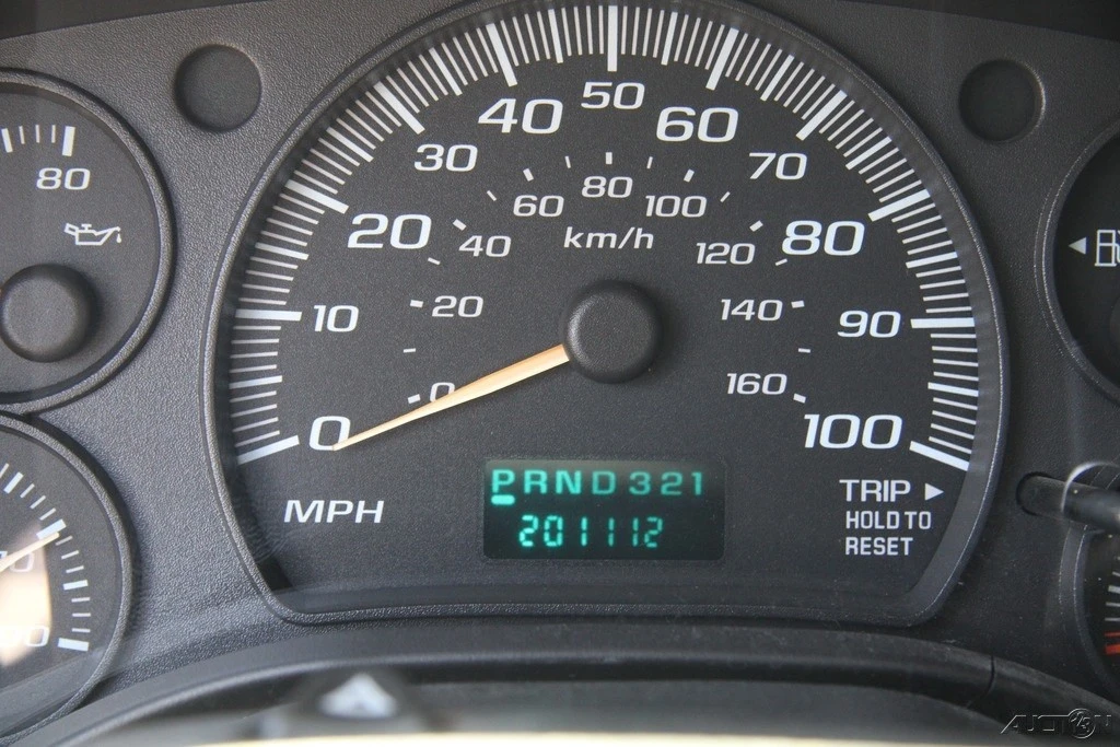2005 Chevrolet Express - Image 16 of 21