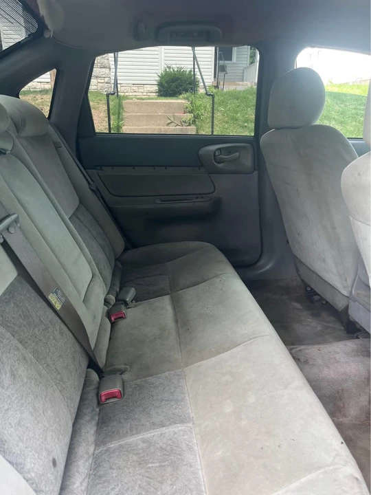 2005 Chevrolet Impala - Image 7 of 7