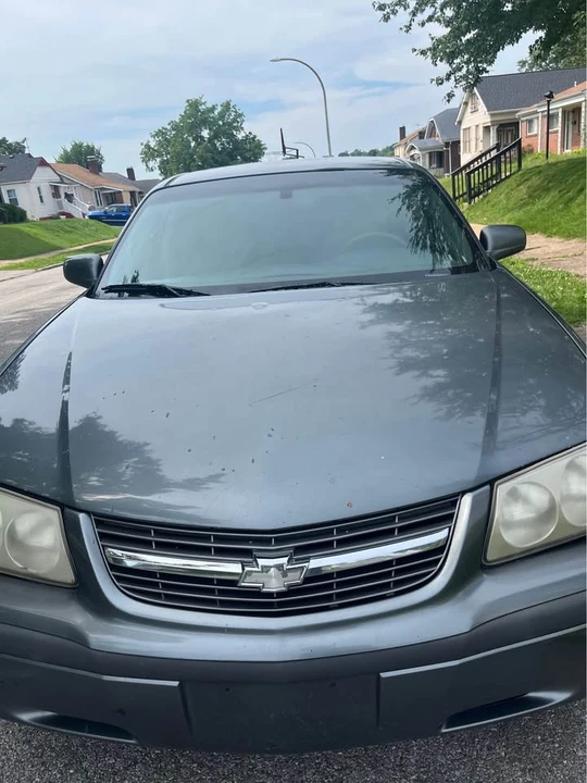 2005 Chevrolet Impala - Image 2 of 7
