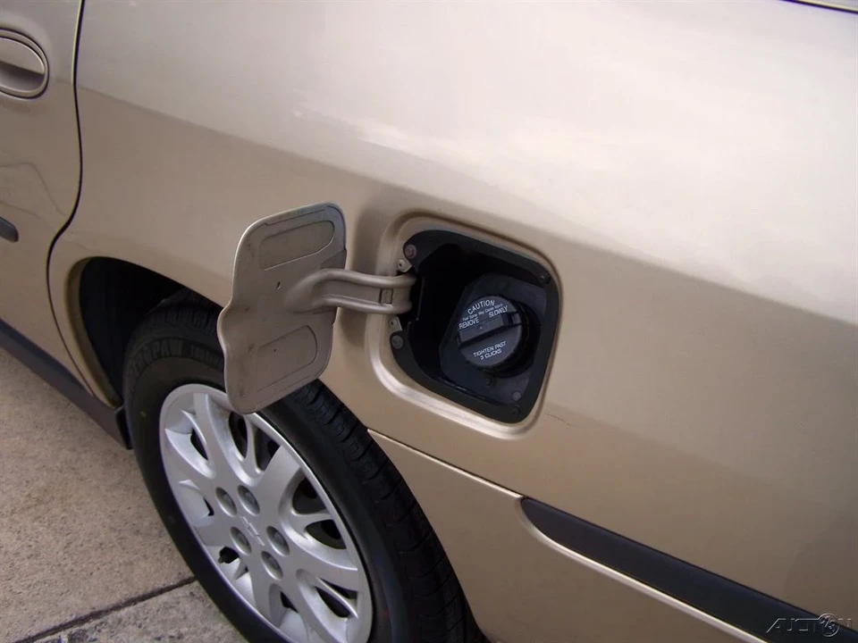 2005 Chevrolet Impala 9th Gen - Image 17 of 21