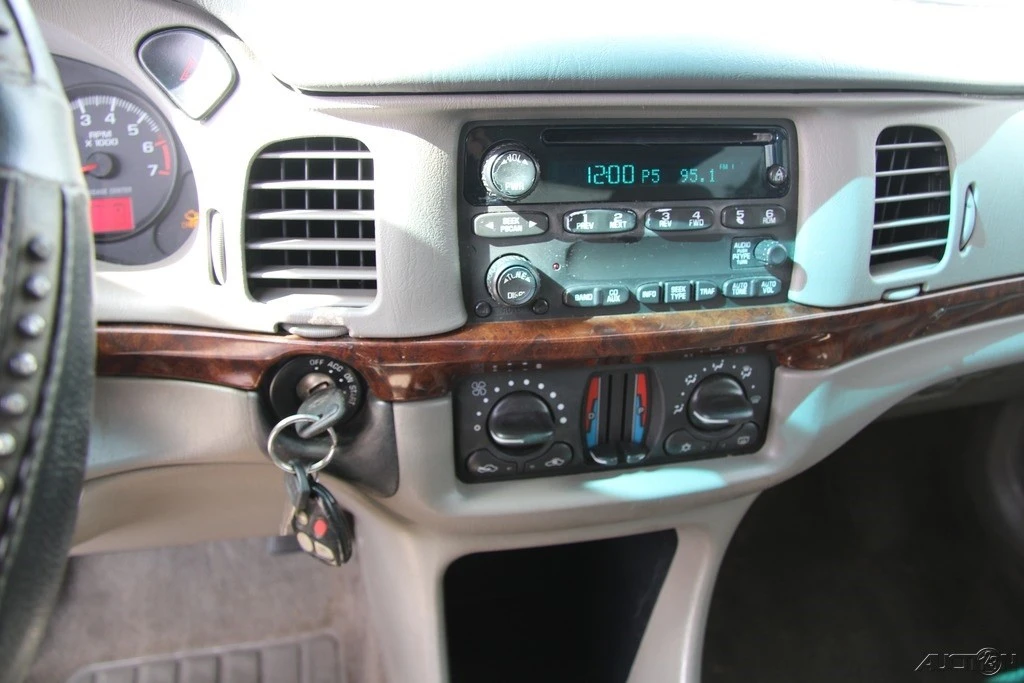 2005 Chevrolet Impala 8th Gen - Image 16 of 21