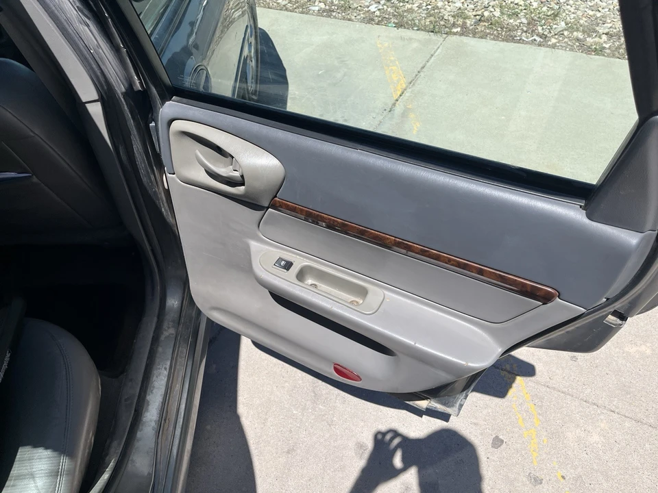 2005 Chevrolet Impala 8th Gen - Image 10 of 16