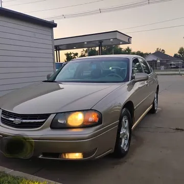 2005 Chevrolet Impala LS Sedan 4D