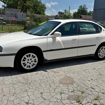 2005 Chevrolet Impala LS Sedan 4D