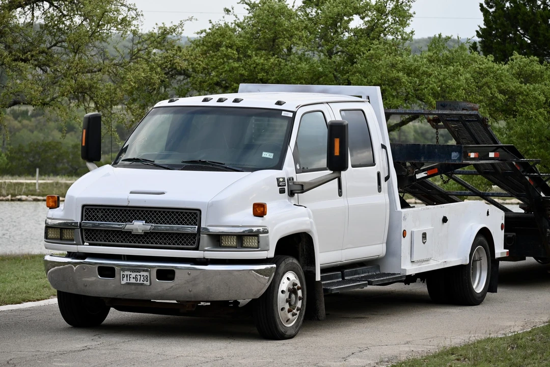 2005 Chevrolet Kodiak - Image 4 of 31