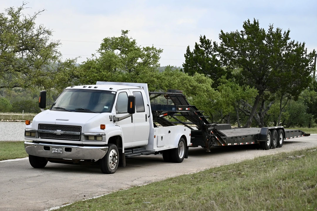 2005 Chevrolet Kodiak - Image 3 of 31