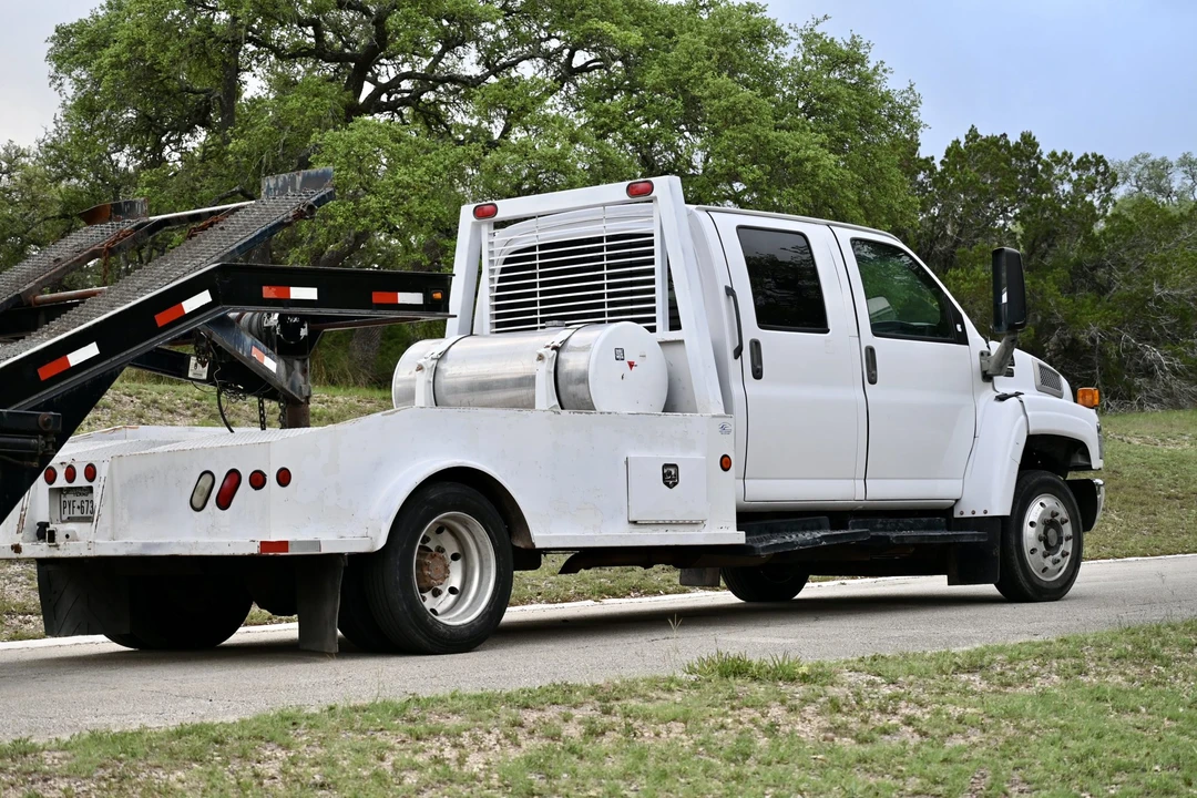 2005 Chevrolet Kodiak - Image 10 of 31