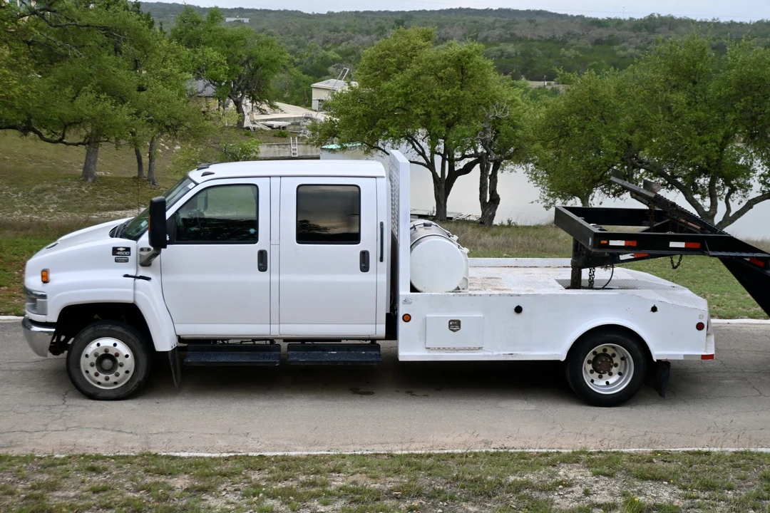 2005 Chevrolet Kodiak - Image 5 of 31