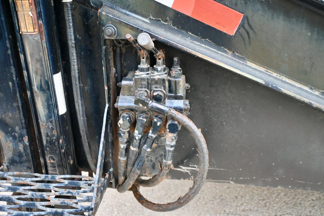 2005 Chevrolet Kodiak - Image 27 of 31