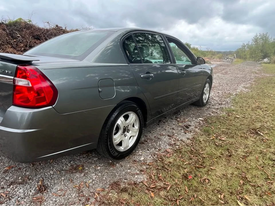 2005 Chevrolet Malibu - Image 7 of 10