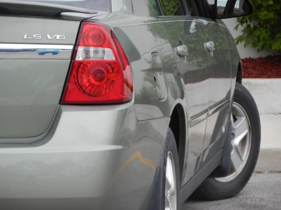 2005 Chevrolet Malibu - Image 17 of 21