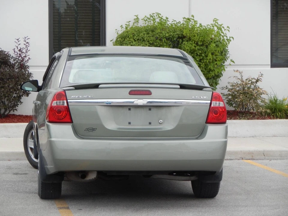 2005 Chevrolet Malibu - Image 13 of 21