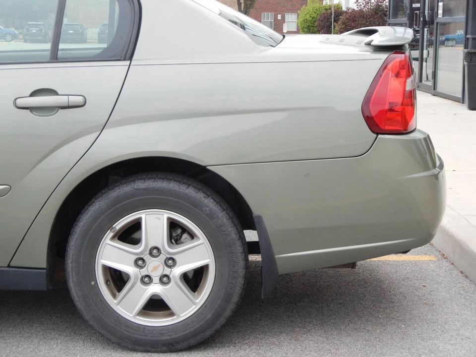 2005 Chevrolet Malibu - Image 11 of 21