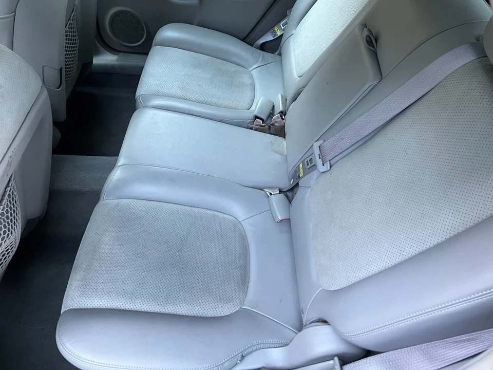 2005 Chevrolet Malibu - Image 12 of 21