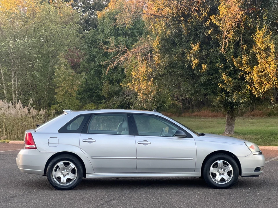 2005 Chevrolet Malibu - Image 9 of 21