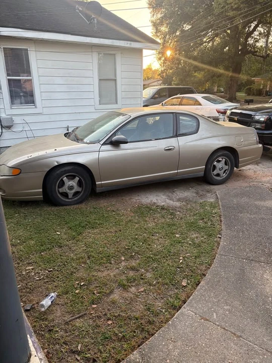 2005 Chevrolet Monte Carlo 6th Gen - Image 2 of 6