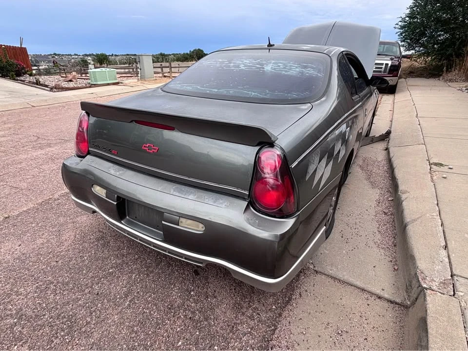 2005 Chevrolet Monte Carlo 6th Gen - Image 2 of 12