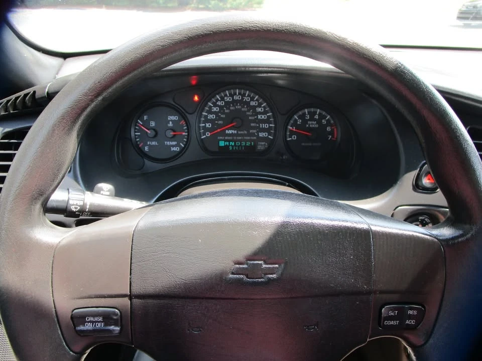2005 Chevrolet Monte Carlo 6th Gen - Image 10 of 20