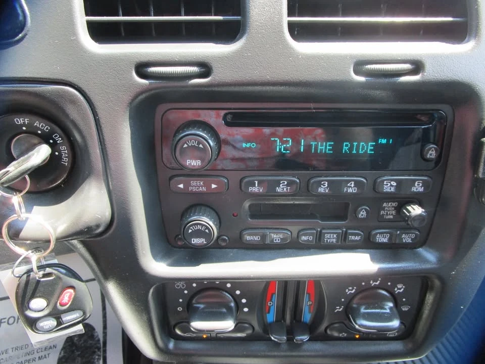 2005 Chevrolet Monte Carlo 6th Gen - Image 12 of 20