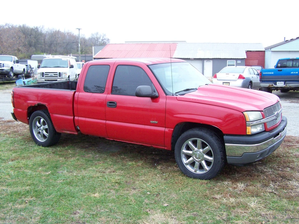 2005 Chevrolet Silverado 1st Gen - Image 3 of 13