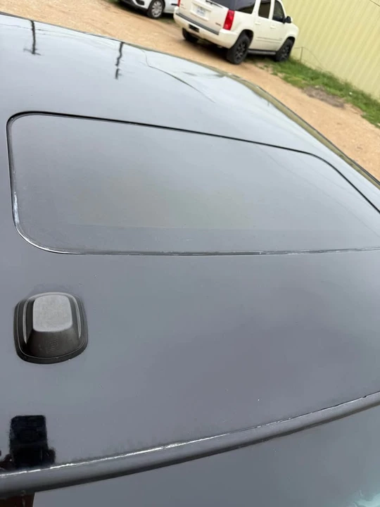2005 Chevrolet SS - Image 18 of 19