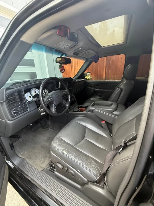 2005 Chevrolet SS - Image 6 of 11