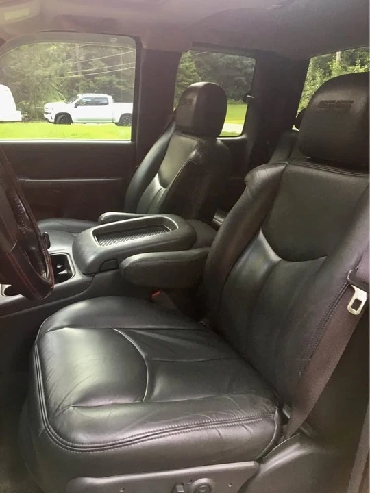 2005 Chevrolet SS - Image 5 of 11