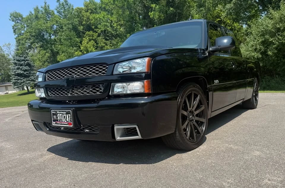 2005 Chevrolet SS - Image 4 of 17