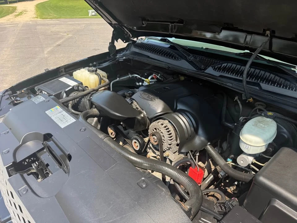 2005 Chevrolet SS - Image 9 of 17