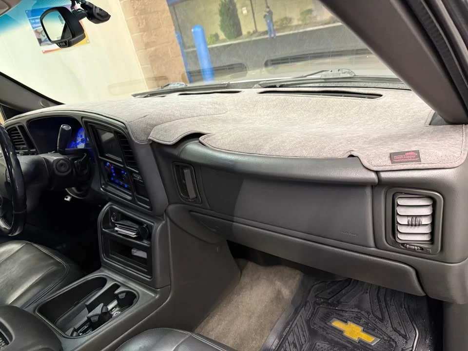 2005 Chevrolet SS - Image 12 of 15