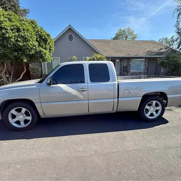2005 Chevrolet Silverado SS