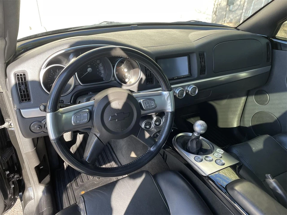 2005 Chevrolet SSR - Image 7 of 24