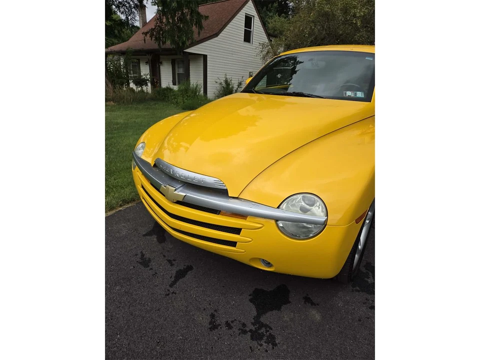 2005 Chevrolet SSR - Image 24 of 27
