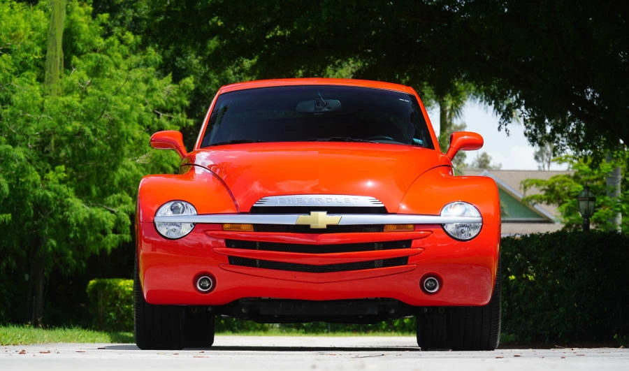 2005 Chevrolet SSR - Image 11 of 12