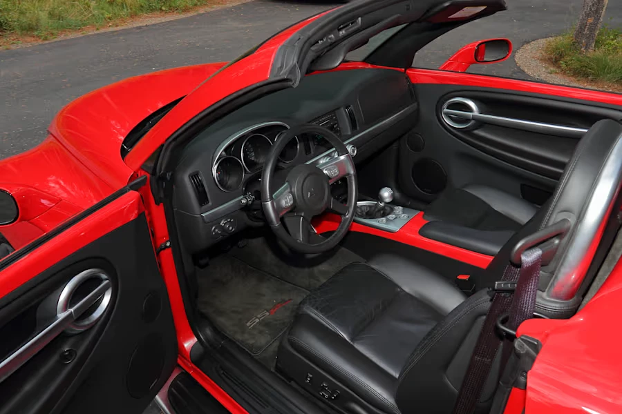 2005 Chevrolet SSR - Image 13 of 24