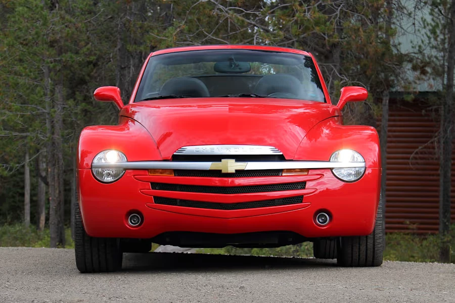2005 Chevrolet SSR - Image 4 of 24