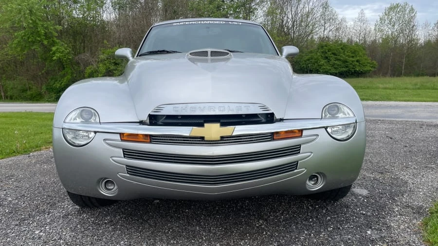 2005 Chevrolet SSR - Image 4 of 12